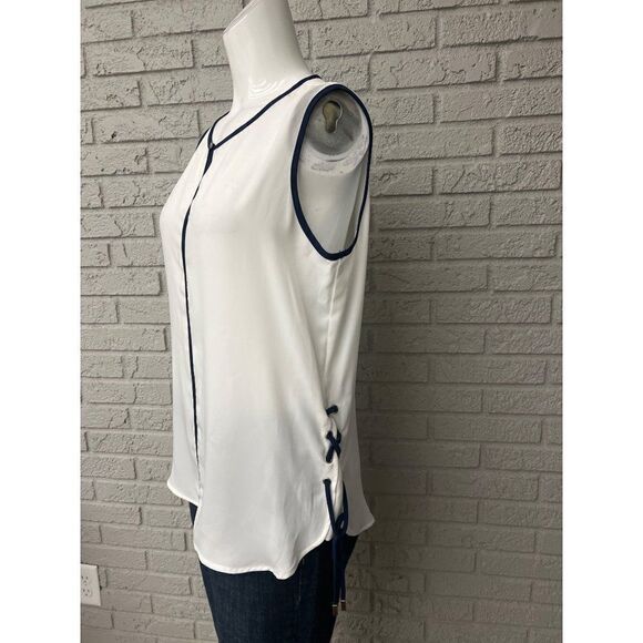 Liz Claiborne White With Navy Trim Lace-Up Side Top Size M - Picture 3 of 7